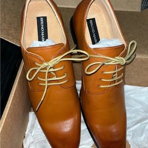 Men’s dress shoes New in box 10.5 Brown